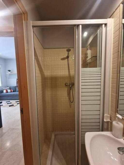 Isg Apartments Estudio En La Alameda Sevilla Kültér fotó